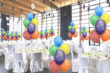 happy-birthday-luftballons-dekoration-geburtstag-ballons-mit-helium-im-festsaal